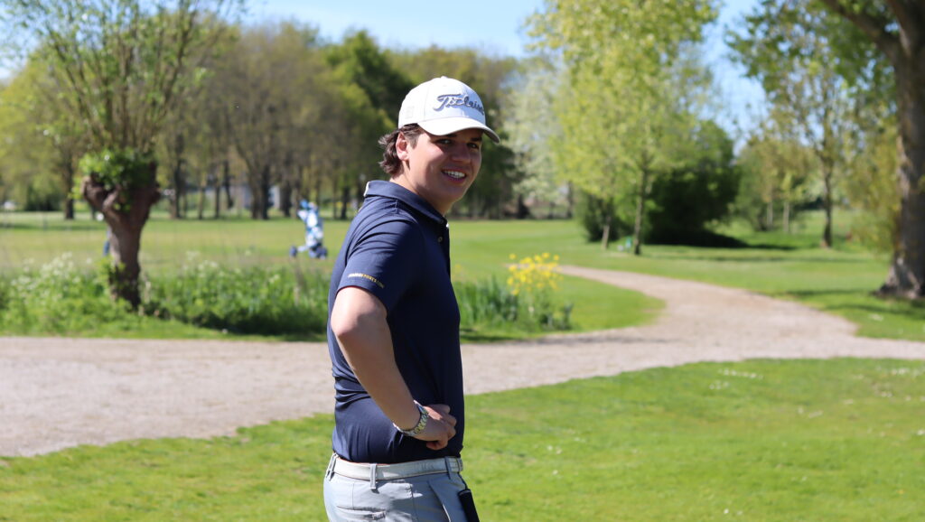 https://slimgolfen.nl/golfles-rotterdam-voor-beginners-en-kinderen/